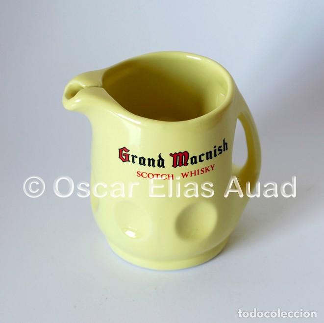 Coleccionismo de vinos y licores: Jarra de ceramica para agua, publicidad de Grand Macnish Scotch Whisky. Original, a&ntilde;os 80. Italy