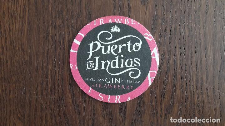 Coleccionismo de vinos y licores: posavasos de ginebra puerto de indias.