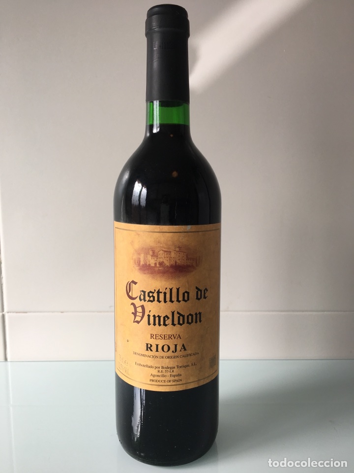 Sammlung von Weinen und Lik&ouml;ren: BOTELLA DE VINO CASTILLO DE VINELDON - RESERVA RIOJA 1994