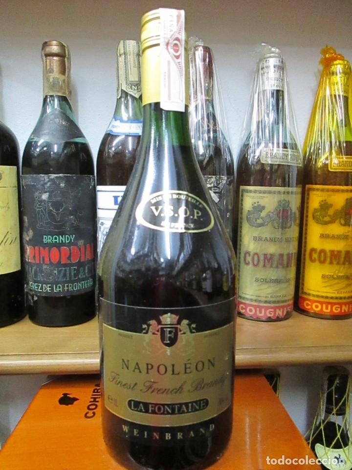 Coleccionismo de vinos y licores: ANTIGUA BOTELLA BRANDY CO&Ntilde;AC, NAPOLE&Ograve;N LA FONTAINE FRANCIA