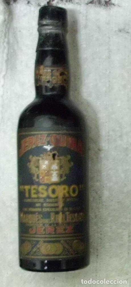 Coleccionismo de vinos y licores: BOTELLIN JEREZ QUINA TESORO. BODEGAS MARQUES DEL REAL TESORO. JEREZ RF-5257