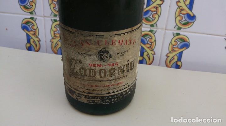 Coleccionismo de vinos y licores: botella codorniu semi-sec gran cremant - sin abir - Foto 2