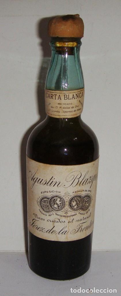 Coleccionismo de vinos y licores: Botell&iacute;n Agust&iacute;n Bl&aacute;zquez &rdquo;Carta Blanca&rdquo; &middot; Amontillado Viejo &middot; Jerez de la Frontera &middot; ca. 1920&ndash;1940