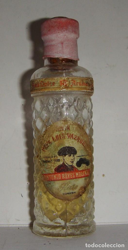 Coleccionismo de vinos y licores: Botell&iacute;n An&iacute;s Dulce Arom&aacute;tico &rdquo;Pepe Luis V&aacute;zquez&rdquo; &middot; Antonio Reyes Molina &middot; Rute &middot; ca. 1940&ndash;1960