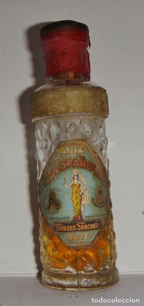 Coleccionismo de vinos y licores: Botell&iacute;n An&iacute;s La Espa&ntilde;ola &middot; Teodoro S&aacute;nchez &middot; Rute &middot; ca. 1940&ndash;1960