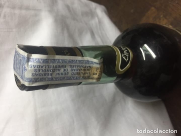 Coleccionismo de vinos y licores: Botella de Brandy - Foto 2