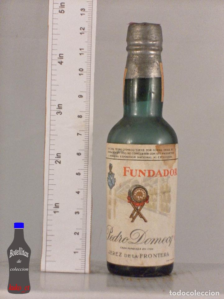 Coleccionismo de vinos y licores: BOTELLITA BOTELLIN BRANDY FUNDADOR PEDRO DOMECQ JEREZ DE LA FRONTERA