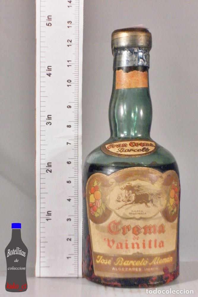 Collection of wines and liquors: BOTELLITA BOTELLIN CREMA DE VAINILLA JOSE BARCELONA ALEMAN ALGEZARES MURCIA