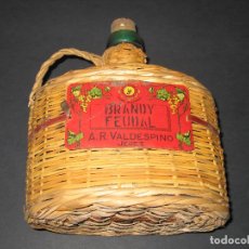 Coleccionismo de vinos y licores: GARRAFA DE BRANDY FEUDAL