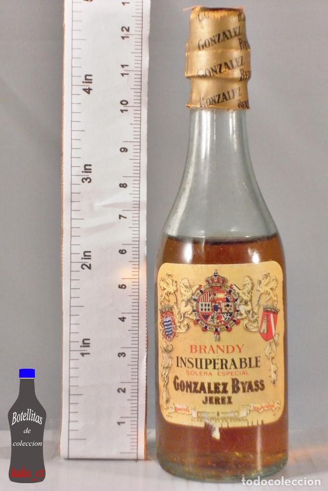 Coleccionismo de vinos y licores: BOTELLITA BOTELLIN BRANDY INSUPERABLE SOLERA ESPECIAL GONZALEZ BYASS JEREZ