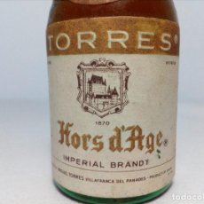 Coleccionismo de vinos y licores: BOTELLITA BOTELLÍN TORRES HORS D´AGE IMPERIAL BRANDY DESTILADO MIGUEL TORRES VILAFRANCA. Lote 237008510