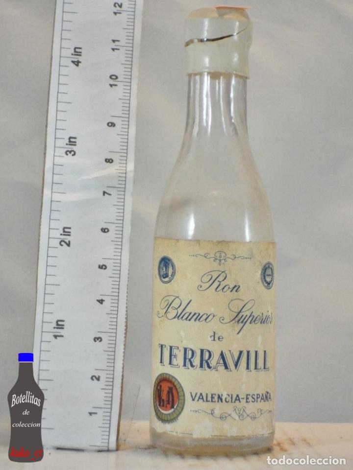 Sammlung von Weinen und Lik&ouml;ren: BOTELLITA BOTELLIN RON BLANCO SUPERIOR DE TERRAVILL VALENCIA