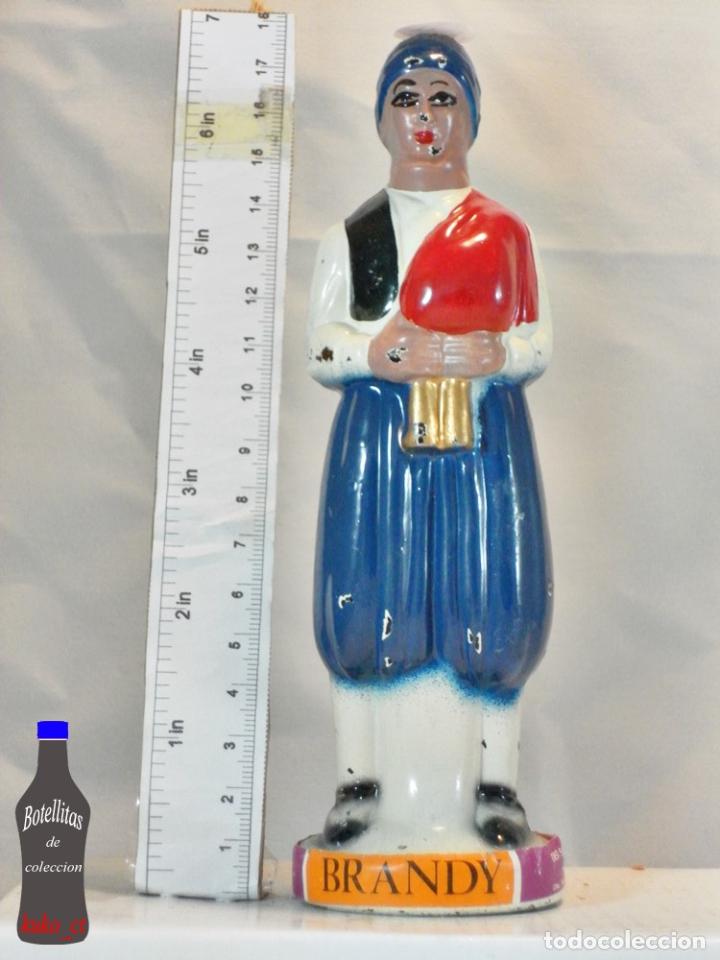 Coleccionismo de vinos y licores: BOTELLITA BOTELLIN BRANDY FIGURA MALLORQUIN