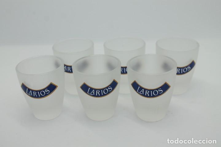 Coleccionismo de vinos y licores: Chupitos LARIOS gin ginebra vasitos vasos glass