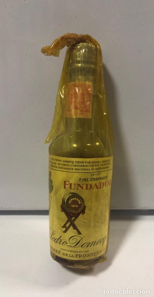 Collectionnisme de vins et liqueurs: BOTELLIN FINE CHAMPAGNE. FUNDADOR 1874. .CASA FUNDADA EN 1730. PEDRO DOMECQ. JEREZ