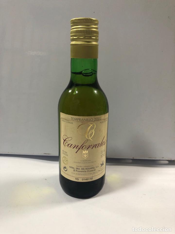 Collectionnisme de vins et liqueurs: BOTELLIN TEMPRANILLO CANFORRALES 2002. NTRA. SRA. DEL ROSARIO. CUENCA. 18.75 CL. 13% VOL.