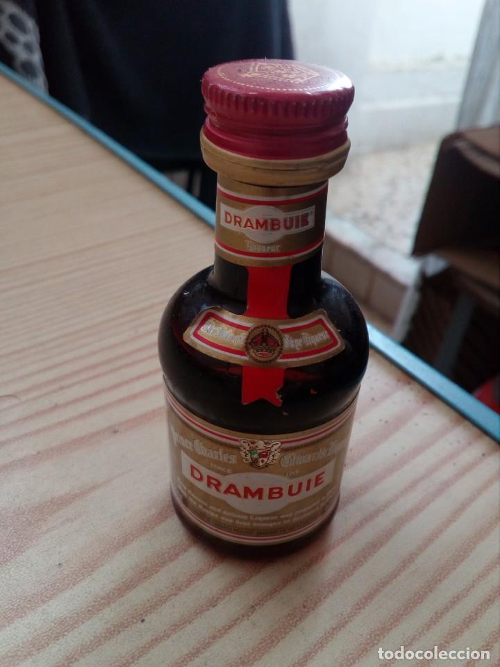 Coleccionismo de vinos y licores: Botellin Drambuie Prince Charles