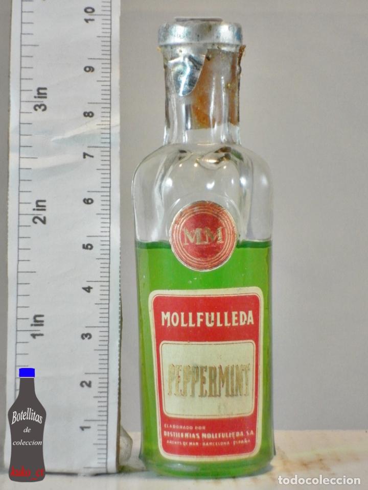 Sammlung von Weinen und Lik&ouml;ren: BOTELLITA BOTELLIN PEPPERMINT DESTILERIAS MOLLFULLEDA S.A. ARENYS DE MAR BARCELONA