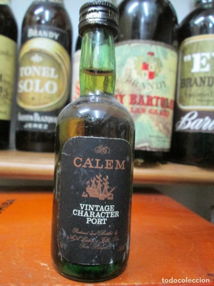Collectionnisme de vins et liqueurs: ANTIGUO BOTELLIN, CALEM VINTAGE CHARCENTER PORT 11 CM ALTURA