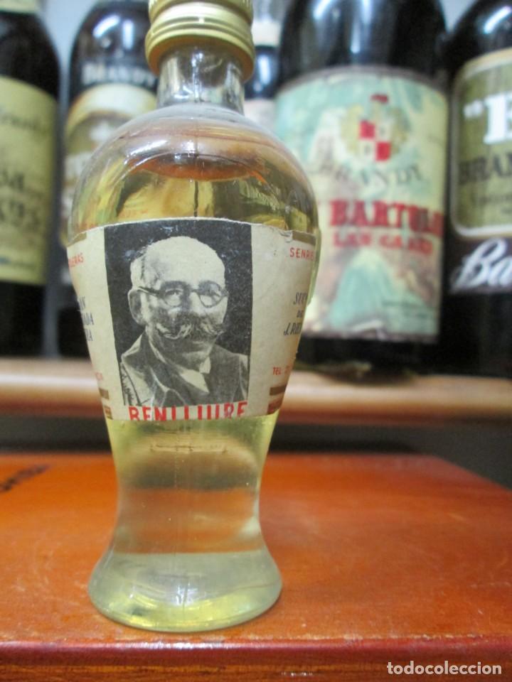 Coleccionismo de vinos y licores: ANTIGUO BOTELLIN BRANDY CO&Ntilde;AC,RENILLURE 12 CM ALTURA