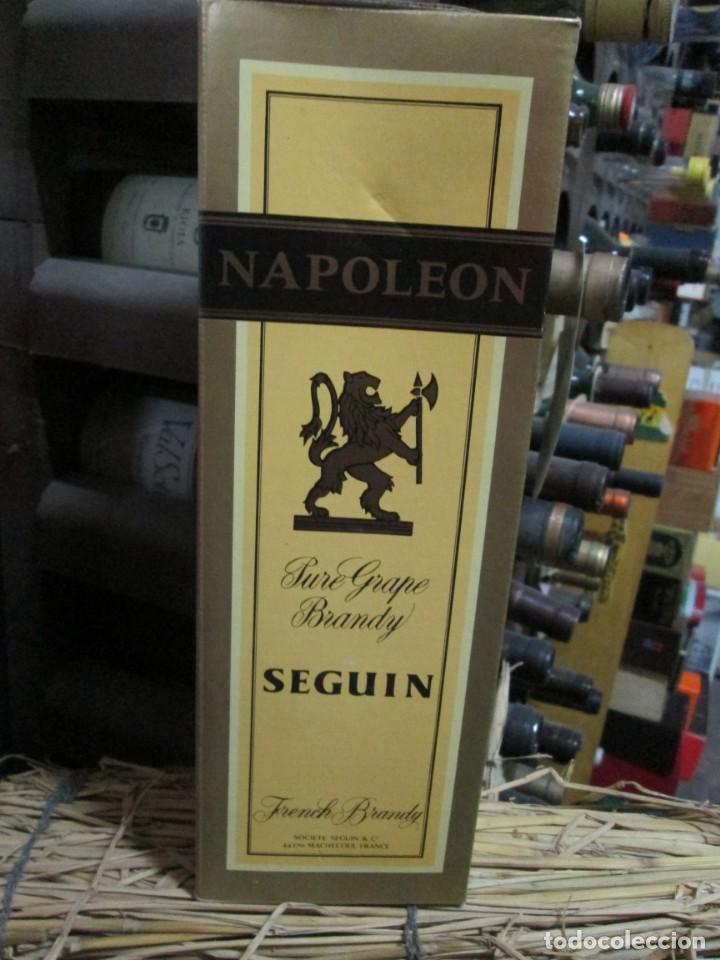 Coleccionismo de vinos y licores: ANTIGUA CAJA VACIA BRANDY CO&Ntilde;AC, NAPOLE&Ograve;N SEGUIN