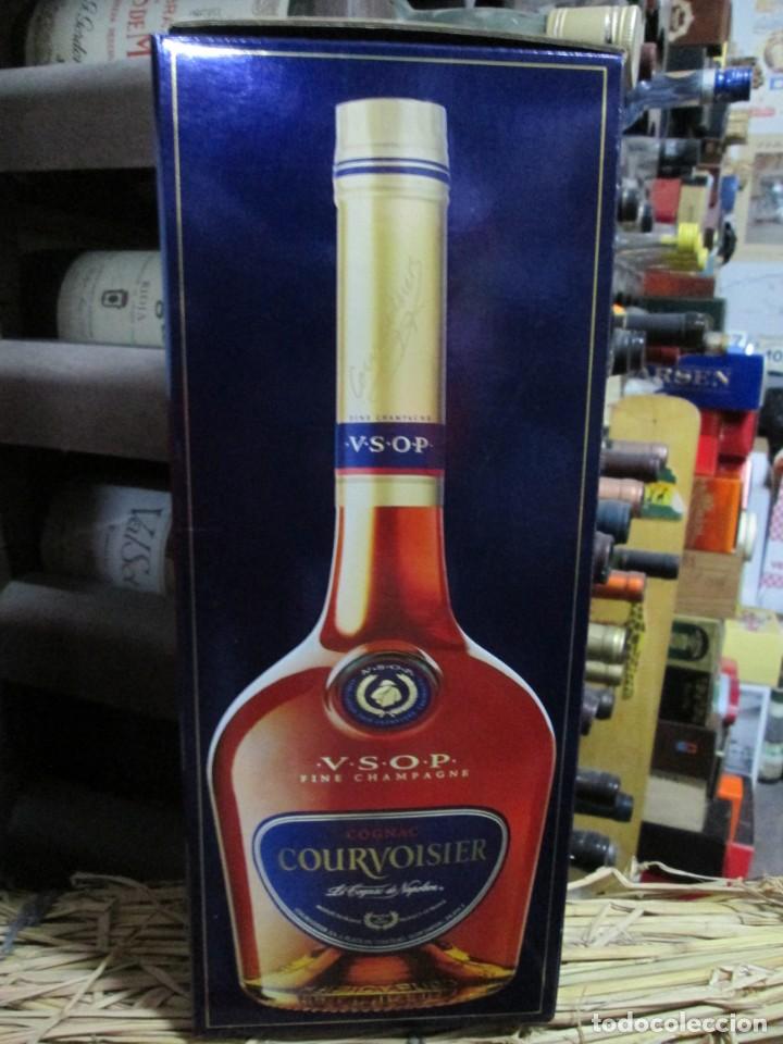 Coleccionismo de vinos y licores: ANTIGUA CAJA VACIA BRANDY CO&Ntilde;AC, COURVOISIER