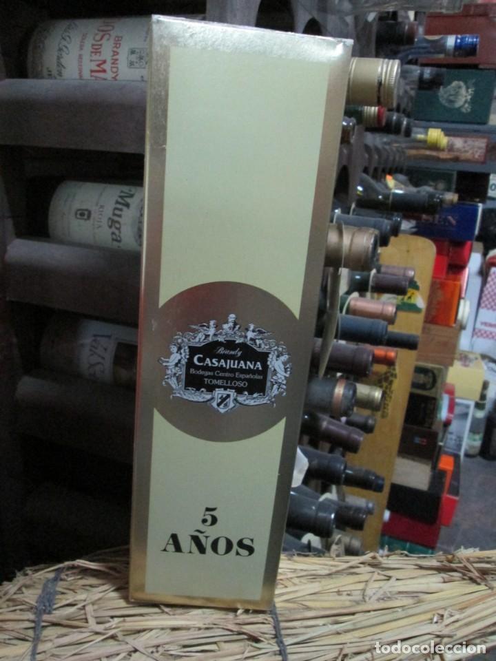Coleccionismo de vinos y licores: ANTIGUA CAJA VACIA BRANDY CO&Ntilde;AC, CASAJUANA 5 A&Ntilde;OS