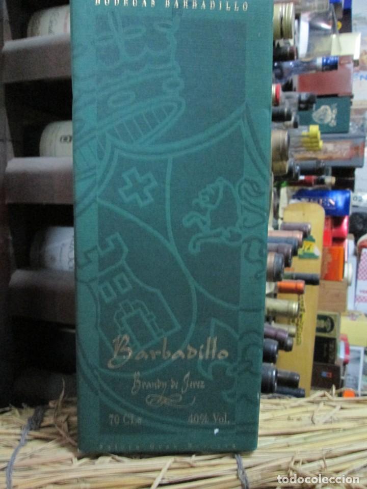 Coleccionismo de vinos y licores: ANTIGUA CAJA VACIA BRANDY CO&Ntilde;AC,BARBADILLO