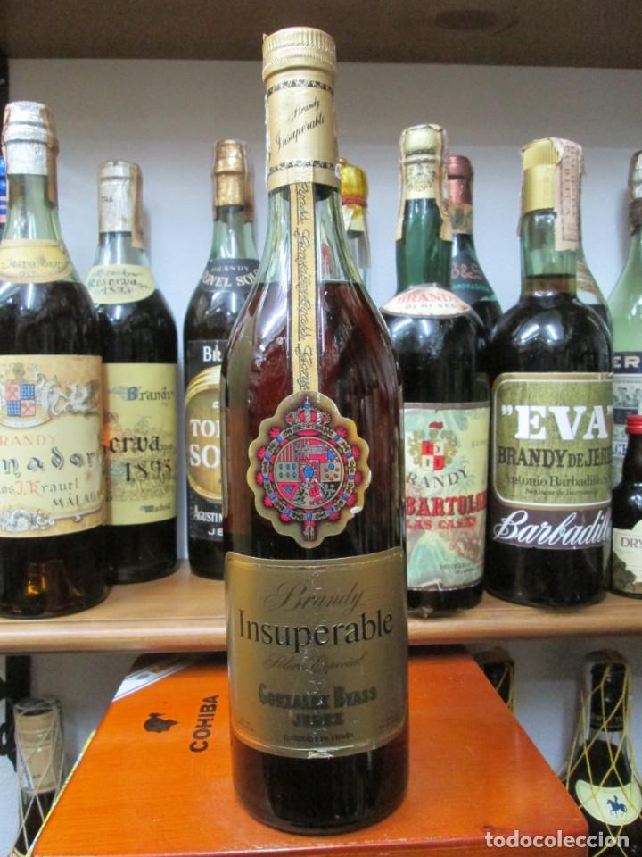 Coleccionismo de vinos y licores: ANTIGUA BOTELLA BRANDY CO&Ntilde;AC, INSUPERABLE DE GONZALEZ BYASS DECADA 70-80