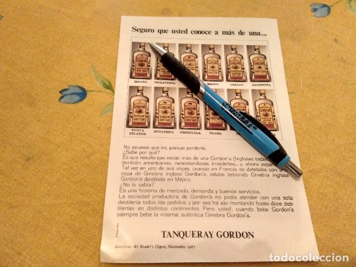 Coleccionismo de vinos y licores: ANTIGUO DOBLE ANUNCIO PUBLICIDAD REVISTA GINEBRA GORDONS DRY GIN TRASERA TE HORNIMANS