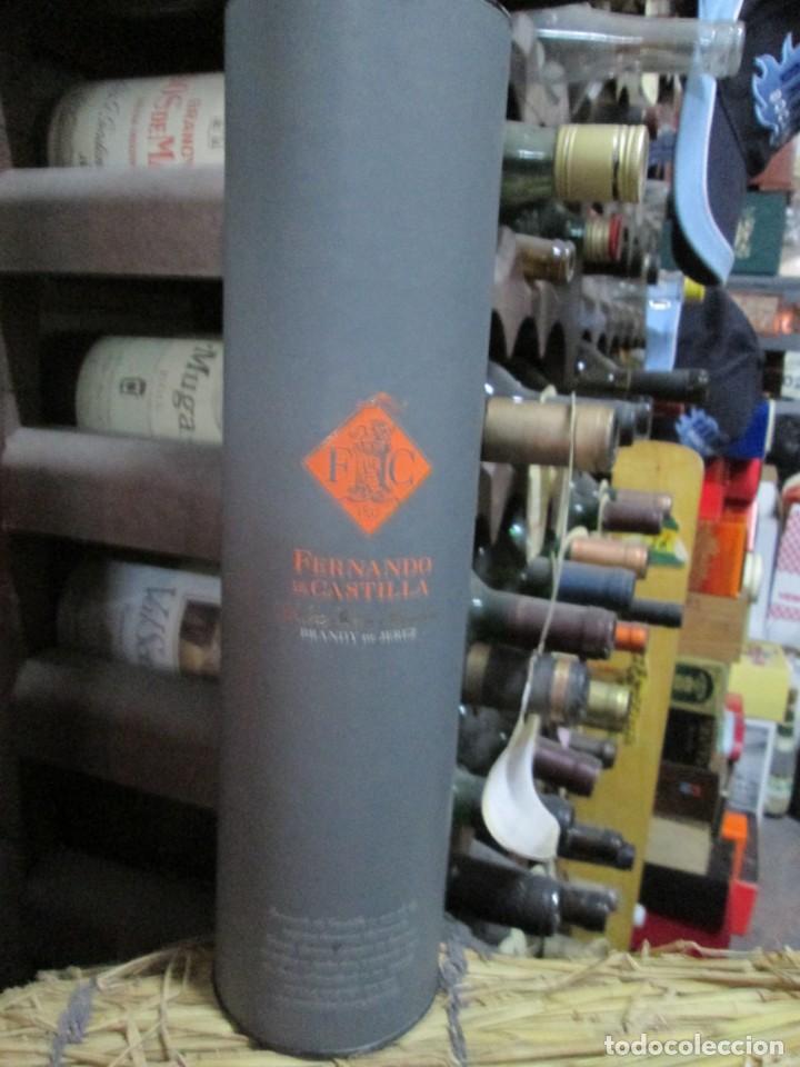 Coleccionismo de vinos y licores: ANTIGUA CAJA VACIA BRANDY CO&Ntilde;AC, FERNANDO DE CASTILLA