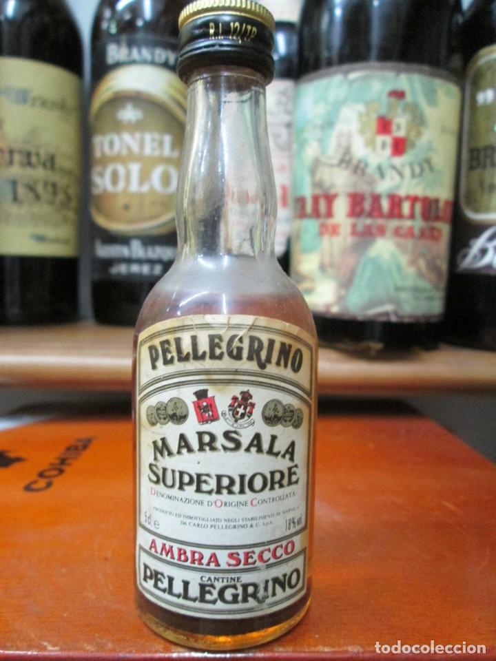Coleccionismo de vinos y licores: ANTIGUO BOTELLIN BRANDY CO&Ntilde;AC, PELLEGRINO MARSALA SUPERIOR AMBRA SECO