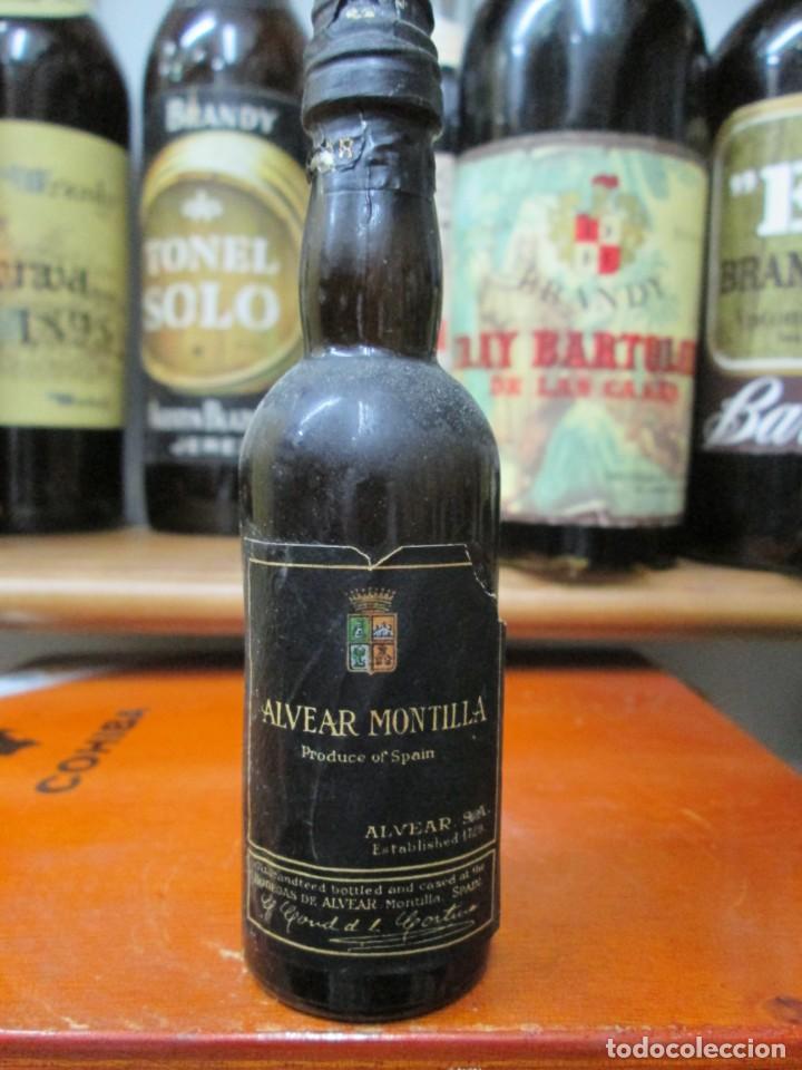 Coleccionismo de vinos y licores: ANTIGUO BOTELLIN BRANDY CO&Ntilde;AC,ALVEAR MONTILLA