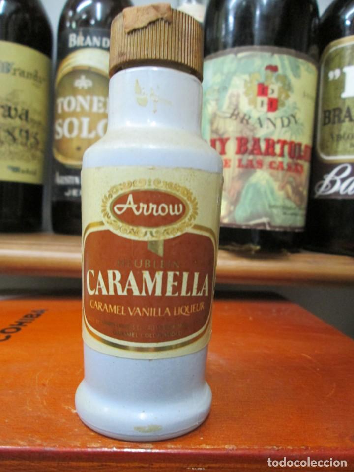 Coleccionismo de vinos y licores: ANTIGUO BOTELLIN BRANDY CO&Ntilde;AC, CARAMEL VANILLA