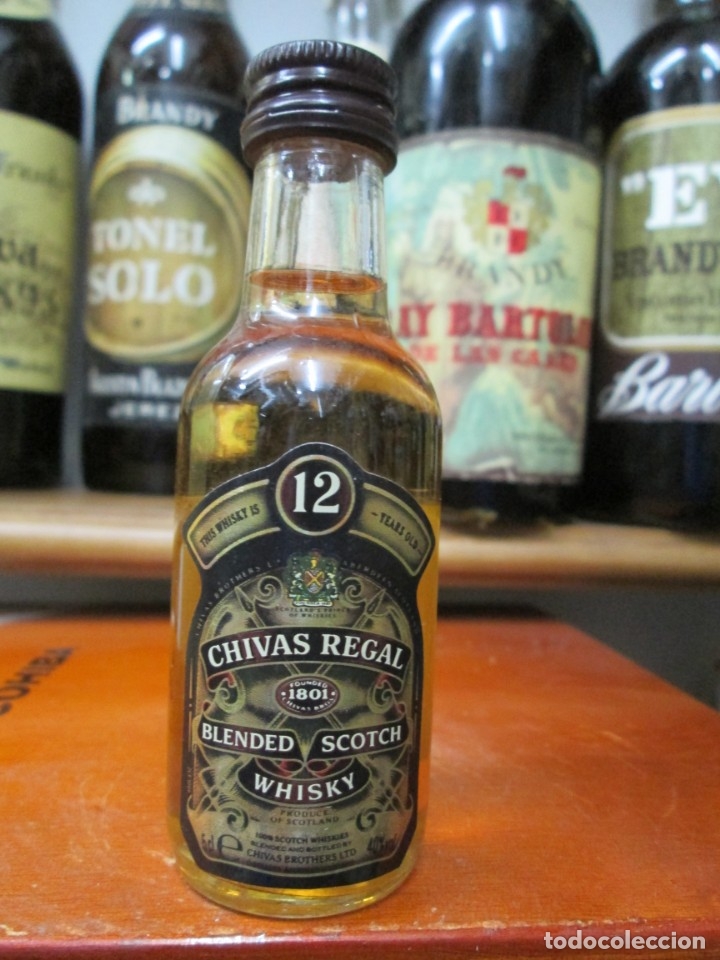 Coleccionismo de vinos y licores: ANTIGUO BOTELLIN BRANDY CO&Ntilde;AC, CHIVAS REGAL 12 A&Ntilde;OS