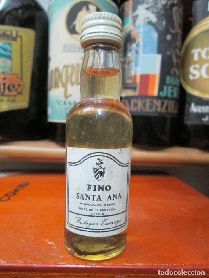 Coleccionismo de vinos y licores: ANTIGUO BOTELLIN BRANDY CO&Ntilde;AC, FINO SANTA ANA BODEGAS TAMAYO