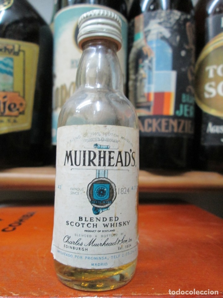 Coleccionismo de vinos y licores: ANTIGUO BOTELLIN BRANDY CO&Ntilde;AC, MUIRHEAD&acute;S BLEND SCOTCH WHISKY