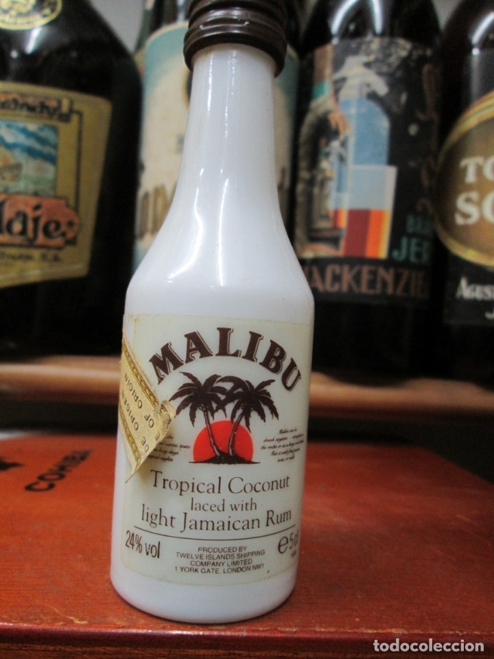 Coleccionismo de vinos y licores: ANTIGUO BOTELLIN BRANDY CO&Ntilde;AC, MALIBU TROPICLA CONFORT