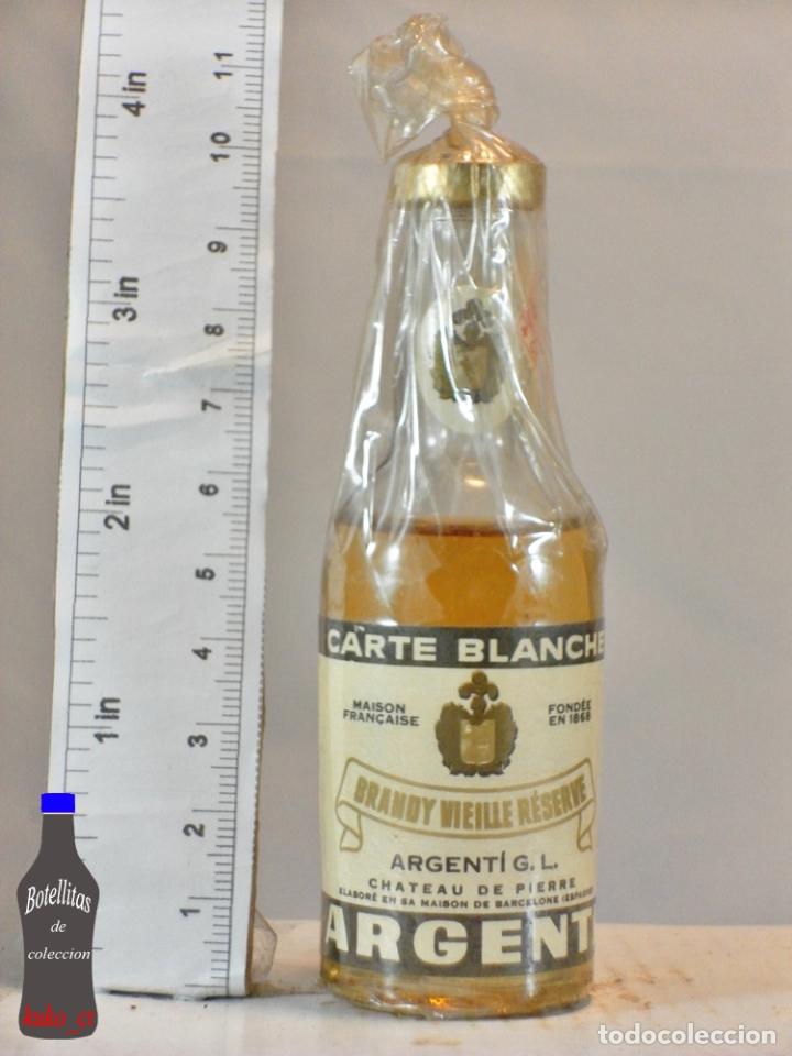 Coleccionismo de vinos y licores: BOTELLITA BOTELLIN BRANDY VIEILLE RESERVE CARTE BLANCHE DESTILERIAS G.L. ARGENTI