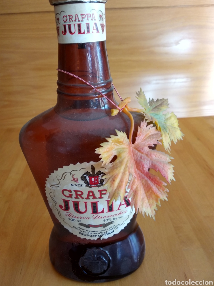 Coleccionismo de vinos y licores: Grappa Julia. Precintada - Foto 2