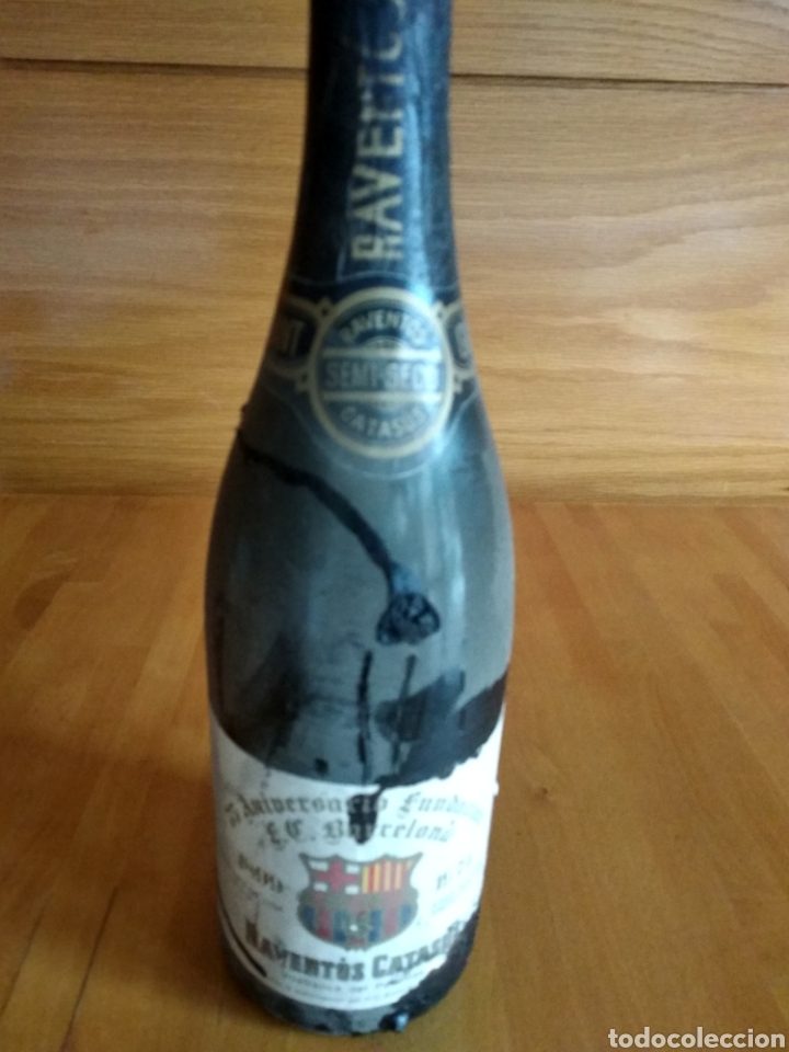 Sammlung von Weinen und Lik&ouml;ren: Botella cava gran cremant ravent&oacute;s catas&uacute;s. Semi - seco 75 Aniversario Fundaci&oacute;n f.C. Barcelona