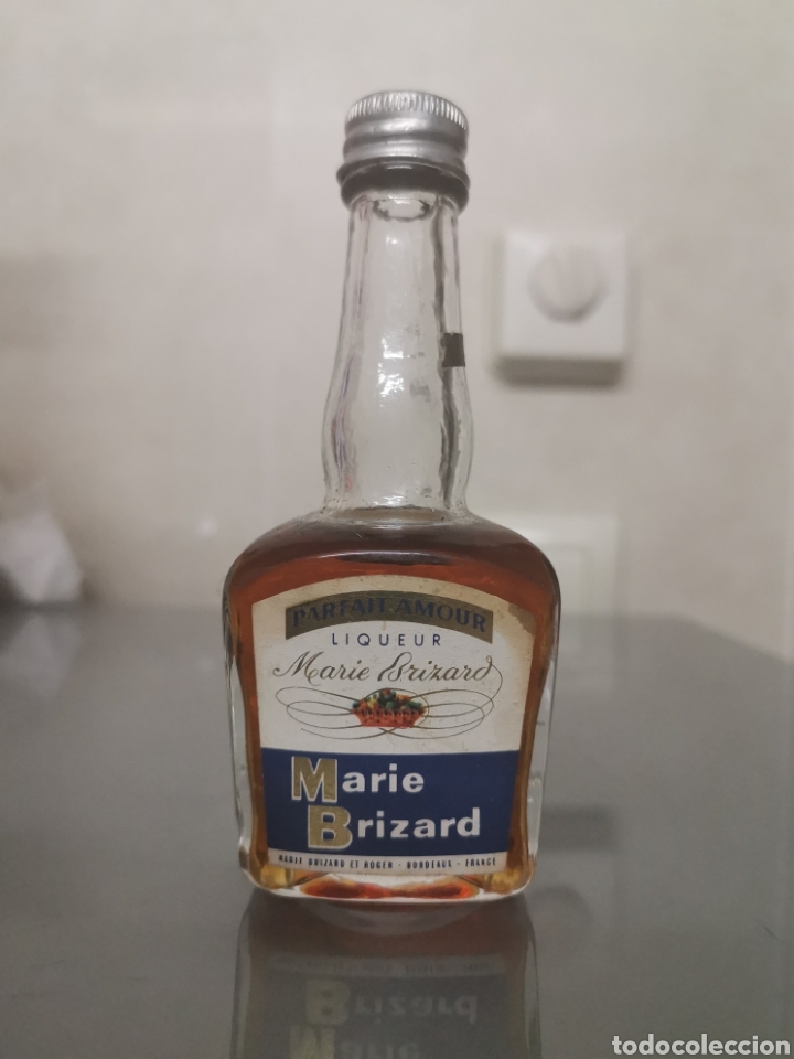 Coleccionismo de vinos y licores: ANTIGUO BOTELL&Iacute;N MARIE BRIZARD PARFAIT AMOUR SELLO 4 C&Eacute;NTIMOS