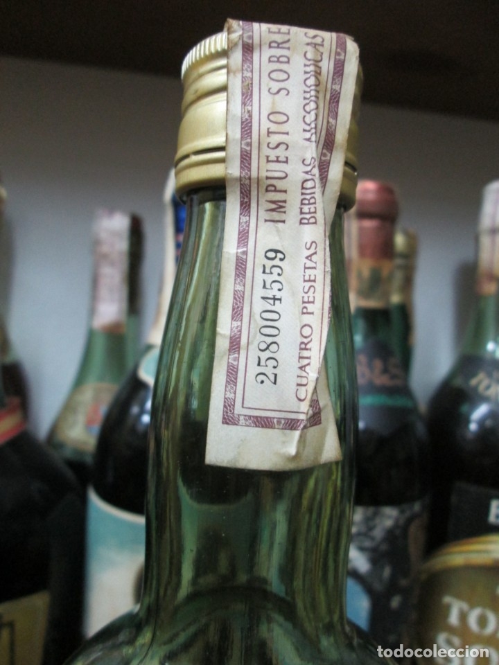 botella de vino garrafeira particular cosecha 1 - Buy Collectible wines,  liqueurs and spirits on todocoleccion