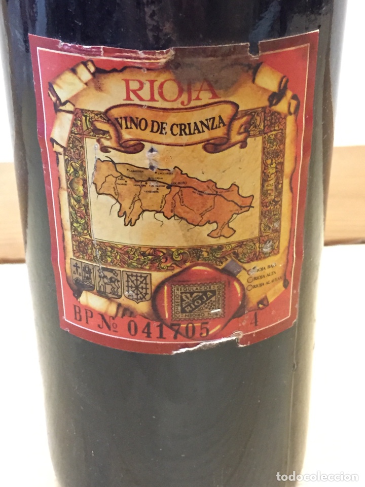 Coleccionismo de vinos y licores: Bodegas Olarra 1976 - Foto 3