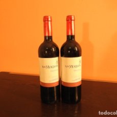 Coleccionismo de vinos y licores: 2 BOTELLAS DE VINO VALDEPEÑAS LOS MOLINOS CRIANZA 2002. Lote 181626756