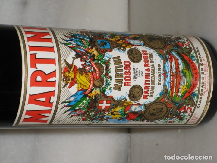 Antigua Botella De Martini Rosso.botella Llena. - Comprar Coleccionismo ...