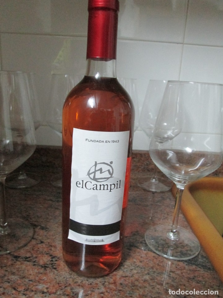 Coleccionismo de vinos y licores: ANTIGUA BOTELLA VINO ROSADO EL CAMPIL DE BADAJOS