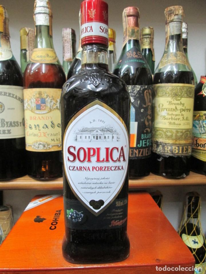 Coleccionismo de vinos y licores: ANTIGUAS BOTELLA BRANDY CO&Ntilde;AC,SOPLICA CZARNA PORZECZKA