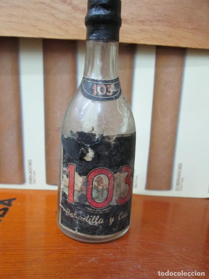 Coleccionismo de vinos y licores: ANTIGUO BOTELLIN, BRANDY 103 BOBADILLA Y CIA