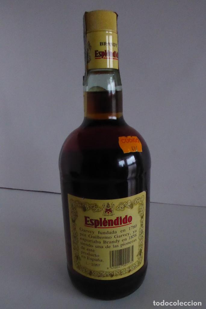 Coleccionismo de vinos y licores: BOTELLA DE LITRO DE BRANDY ESPL&Eacute;NDIDO - Foto 2